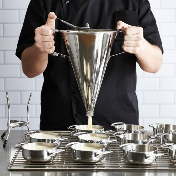 Stainless steel piston funnel KWIK MAX 3,3L with stand