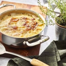Gratin dans sautoir à bords droits