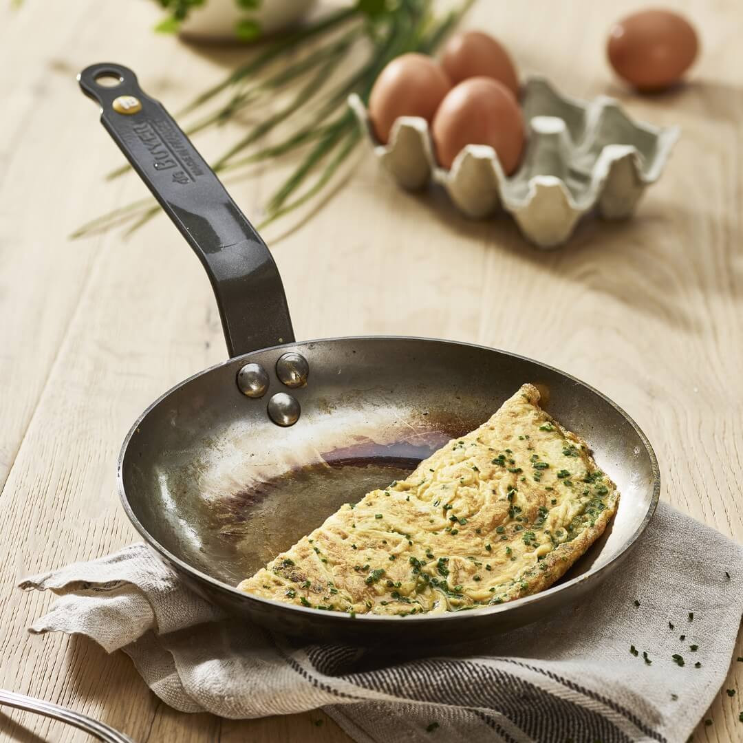 Omelette steel frying pan MINERAL B Ø20cm - de Buyer