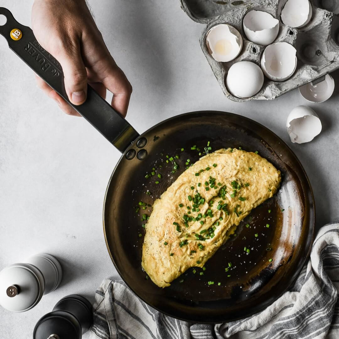 Omelette steel frying pan MINERAL B Ø24cm - de Buyer