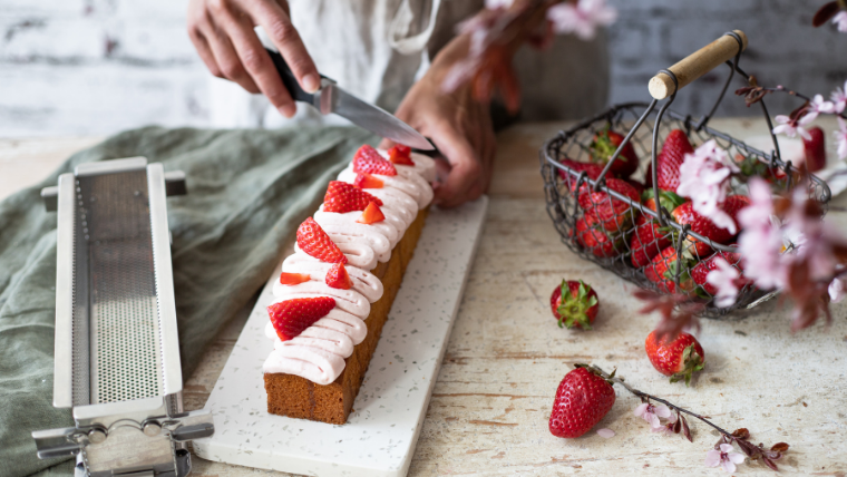 Vanilla cake with whipped strawberry ganache